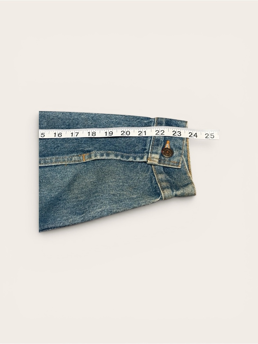 Levi’s 70506 Denim Trucker Jacket USA Made Medium Wash Size 44( vintage ) - Picture 6 of 11